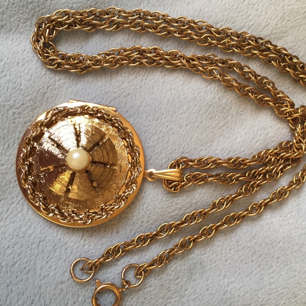 Cone pearl Locket chain necklace